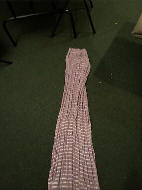 Light Purple Metallic Pleated Scarf Wrap
